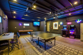 Hot Tub! Game Room! Patio! Near Baraboo & WI Dells